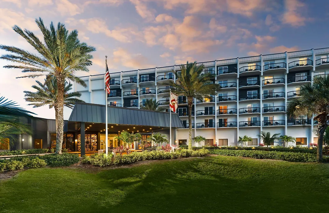 Hilton Garden Inn Cocoa Beach-Oceanfront, Fl-1